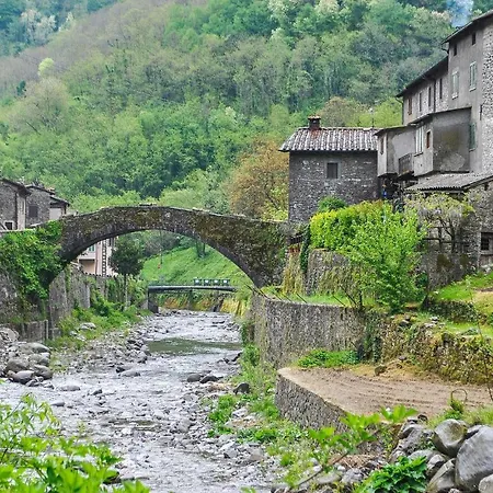 Beautiful In Castagnetoli With Wifi *