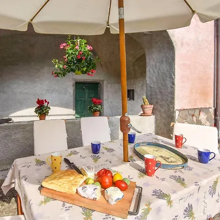 Holiday home Beautiful In Castagnetoli With Wifi